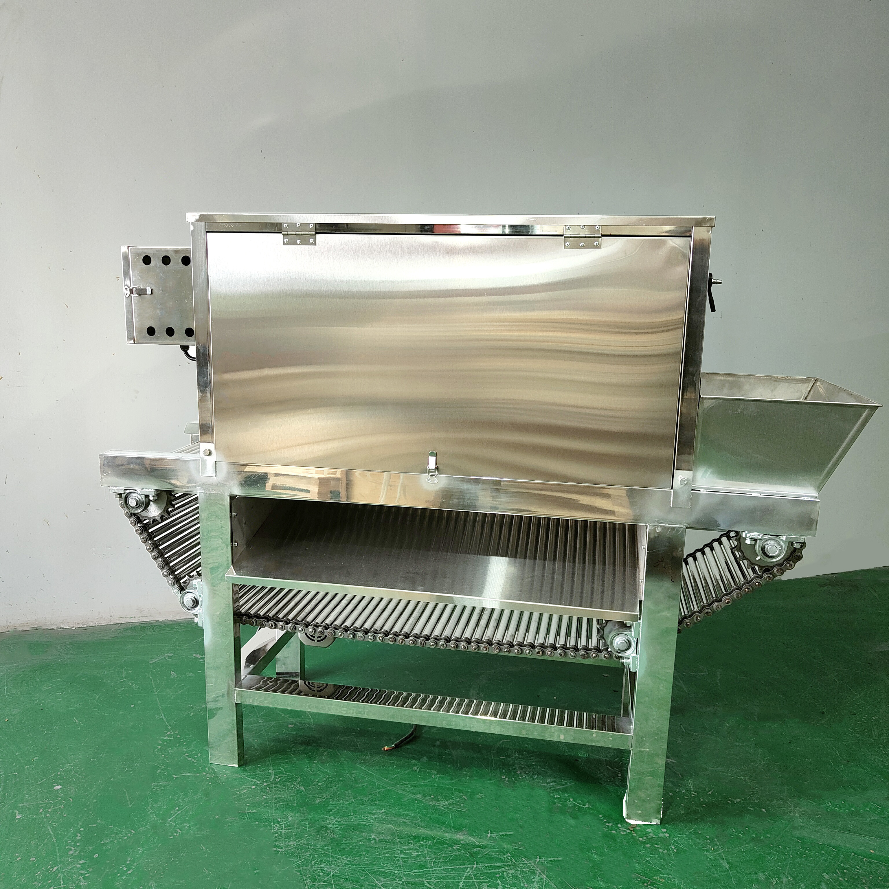 Commercial Chain Onion Peeler Large Capacity Processing Output Customizable For Food Factory
