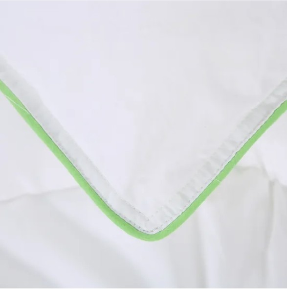 Microfiber Different Filling Material Quilt Duvet Quilt With Piping