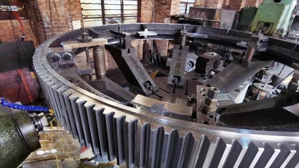 Large Size Girth Gear With 10 - 30 Module ISO 8 - 9 Grade Accuracy External