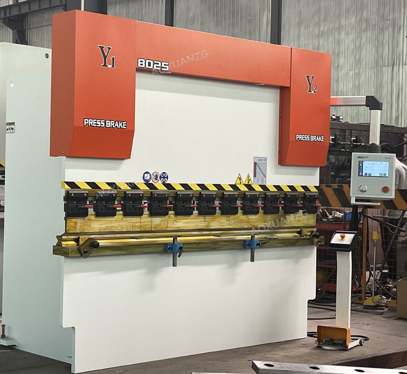 80T 2500MM Double Servo Motor Hydraulic Press Brakes Folding Synchronized
