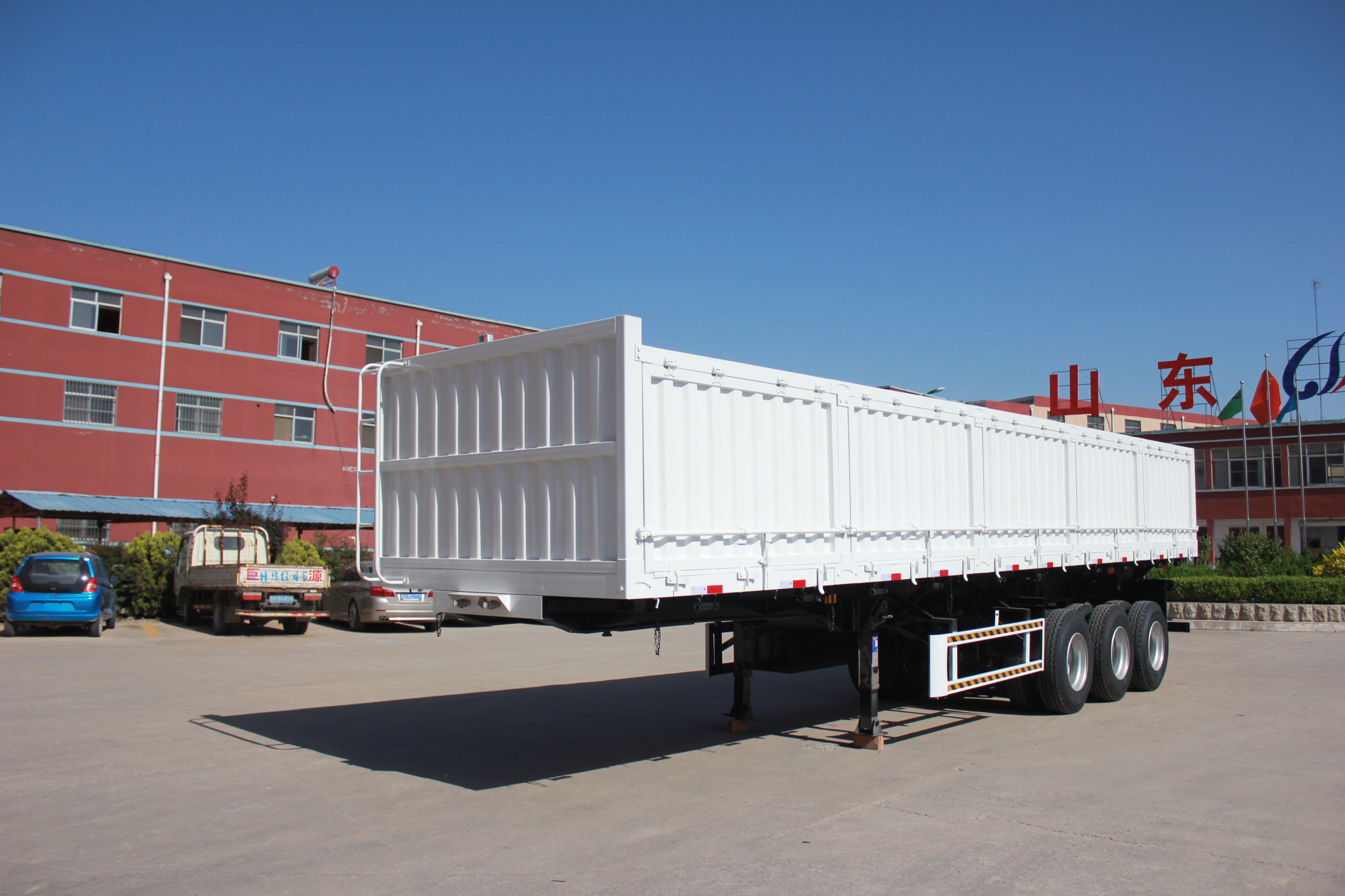 12000X2500X1500mm Tri-Axles Tipper/Side Dump Semi Trailer with HYVA Hydraulic Cylinder