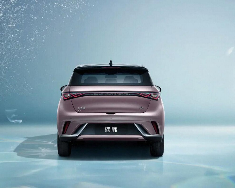 Max Speed 150km/h 2023 BYD Dolphin 405KM Freedom EV Car with Speed 0km and Battery Type Lithium Iron Phosphate Battery