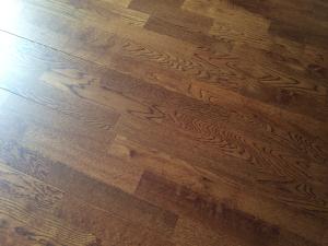 Quality 3 layers 3 strips lacquered oak engineered wood flooring, different stains wholesale