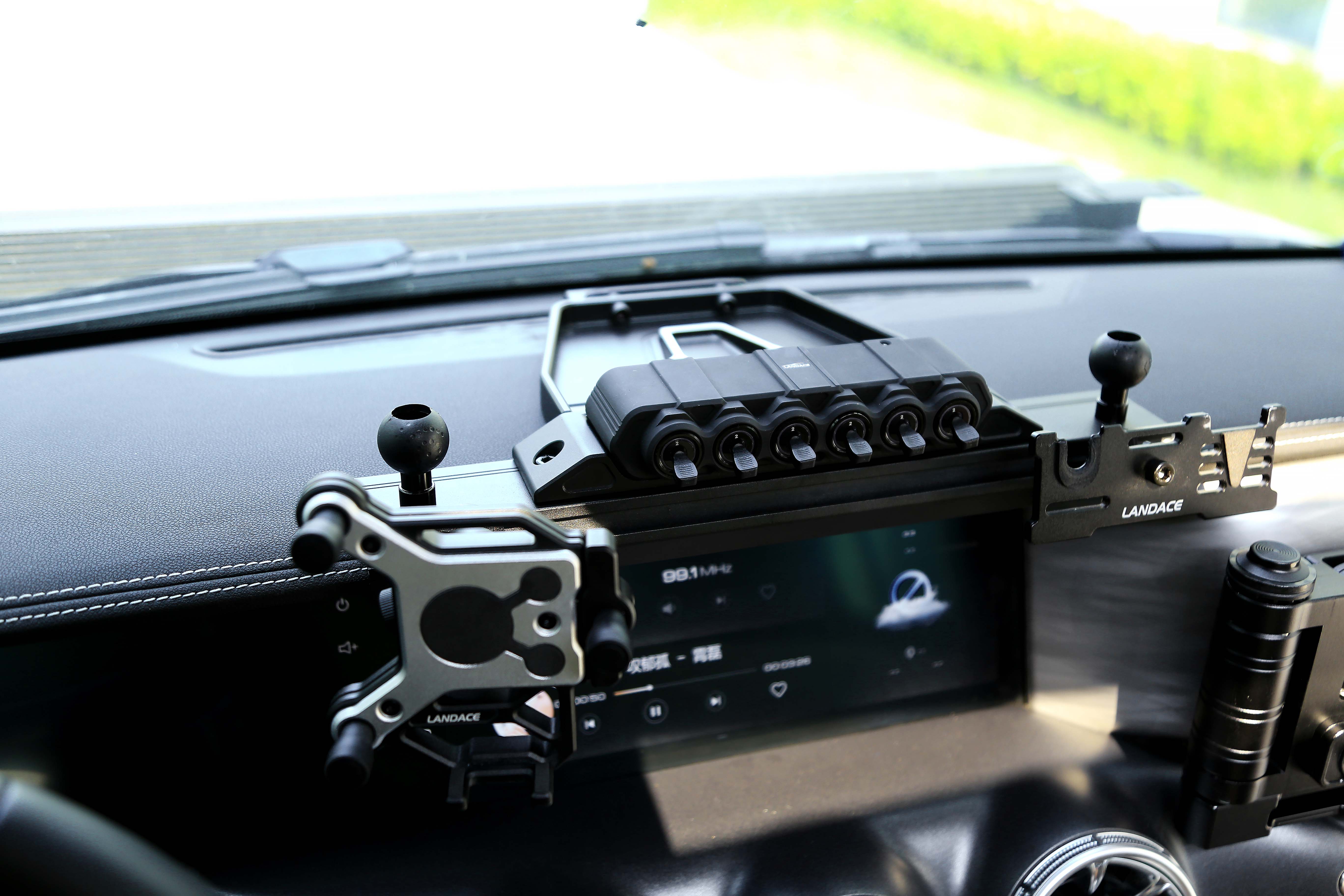 Tank 300 multi-function Dash Phone Holder for flexible Angle center console bracket SET A