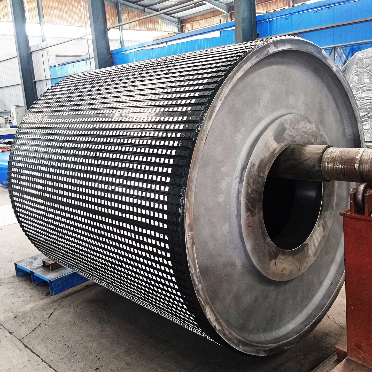 Conveyor Drum Pulley Ceramic Lagging 12mm 15mm Thick 10m Long Rubber Ceramic Pulley Lagging