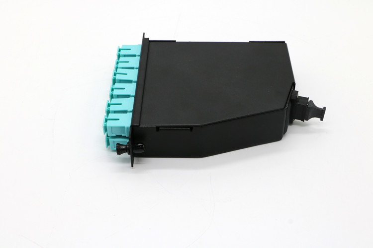 Sc / Fc / St / Lc Rack Mount Splicing Fiber Optic Patch Panel 1U 12 - 24 Core