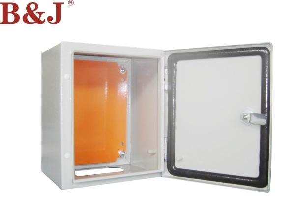 Wall Mounting Exterior Metal Electrical Box 120º Door Opening Providing Easy