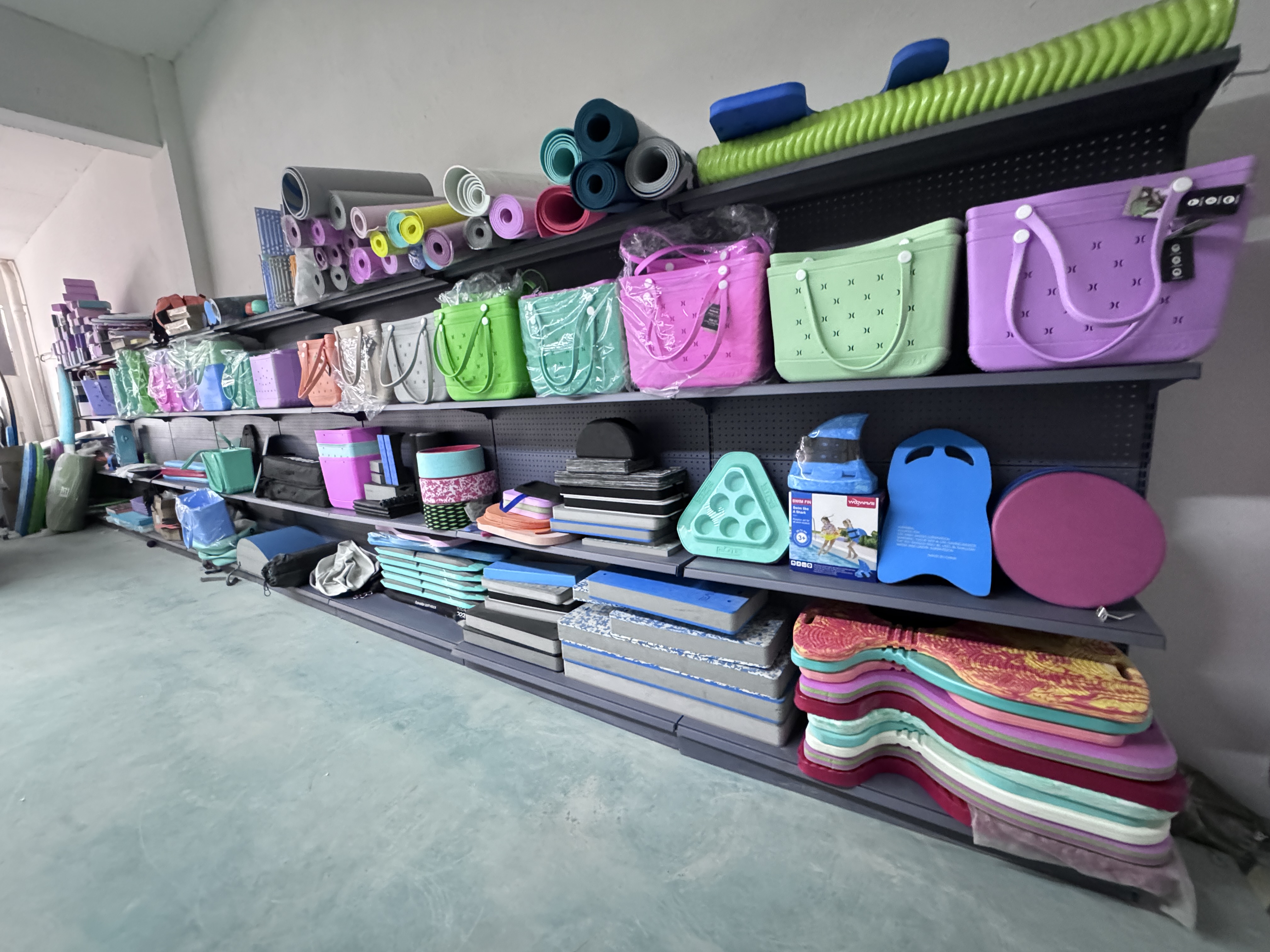 Beach Handbag Must-Have WOOWAVE Waterproof EVA Tote with Rubber Foam and Silicone Material