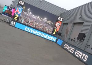 Quality Font IP65 P8mm 6000nits Stadium Perimeter Led Display FIFA Standard wholesale
