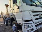 White Sinotruk HOWO 6*4 Tractor Truck in Good Condition with 351-450hp