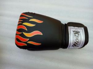 Quality black red blue PU Kick Boxing Gloves Man Training grant taekwondo gloves wholesale