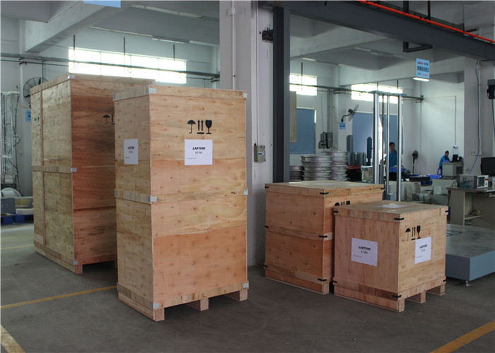 2-5Hz Vibration Table With 120 x 150 cm Table Meets ISTA, ISO and IEC Standards