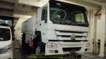 Liquid Tanker Truck 6000 Gallon