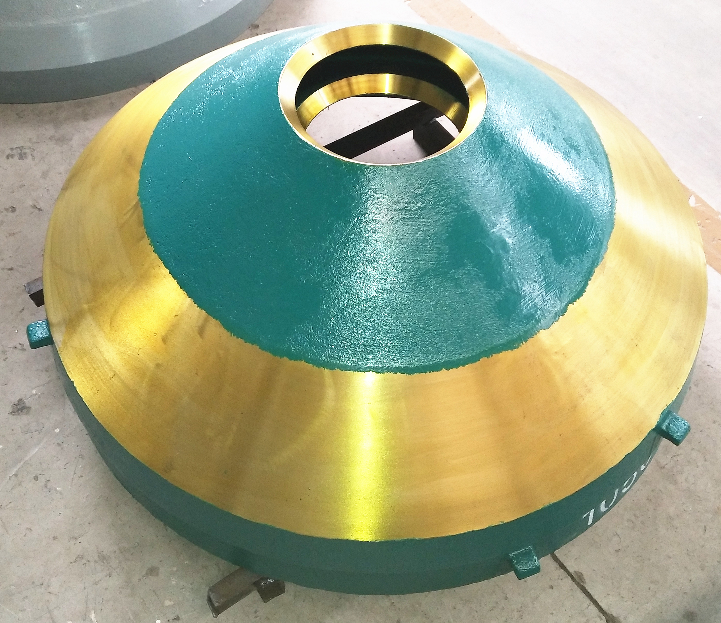puzzolana cone crusher spare parts