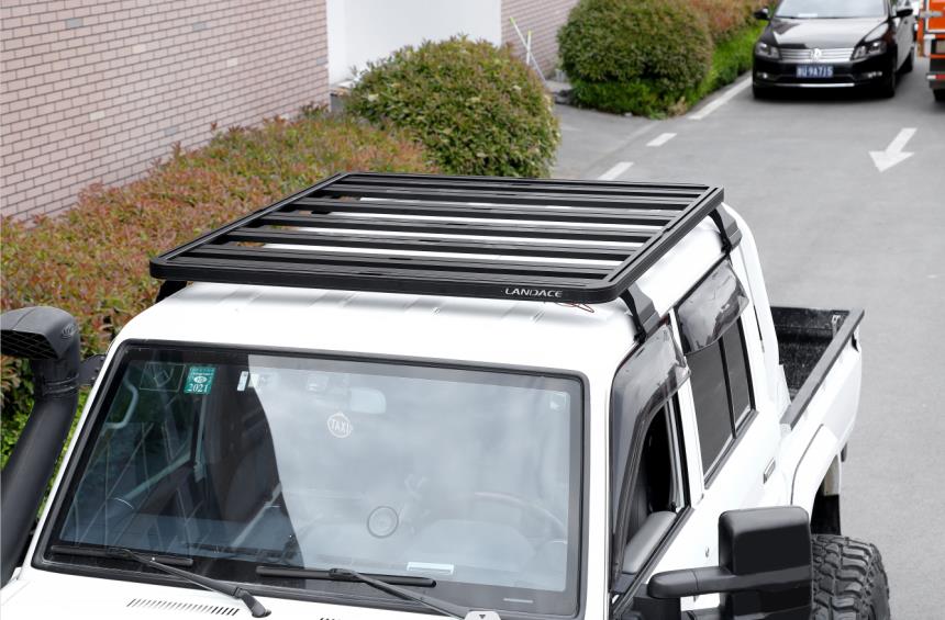 4x4 Vehicle Exterior Accessories Flat Powder Coated Aluminum Alloy Roof Rack 1400X1320mm