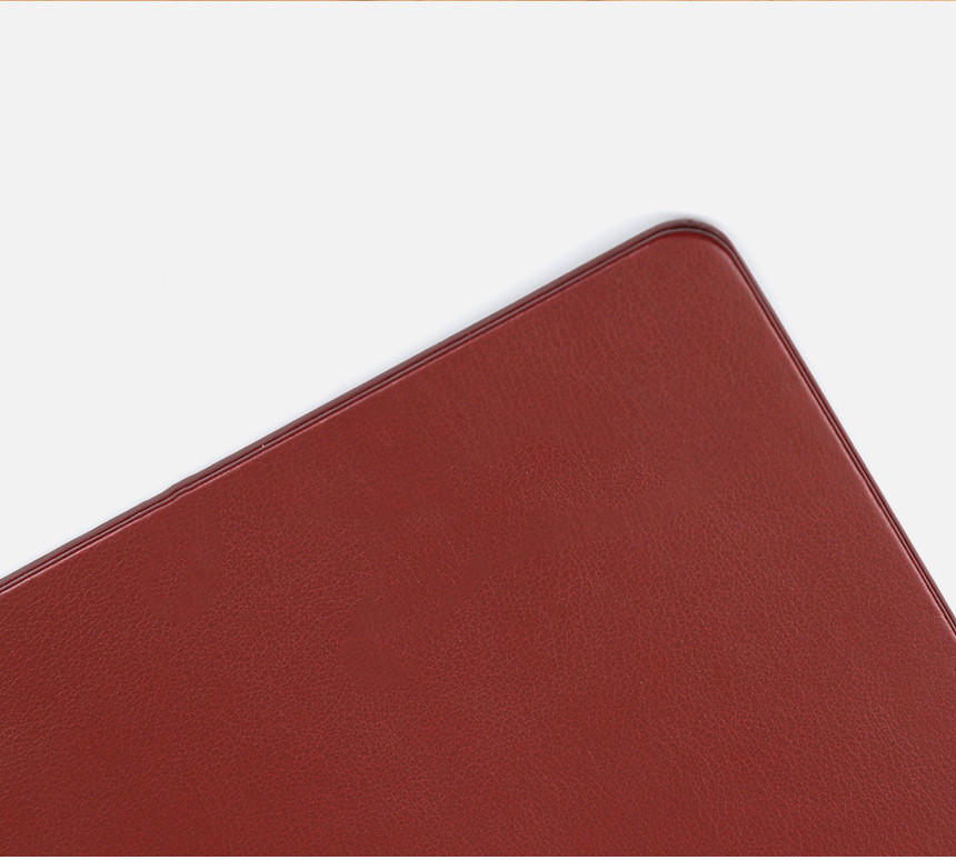 Recyclable Natural Leather Mouse Pad For Gaming Waterproof USB Charging