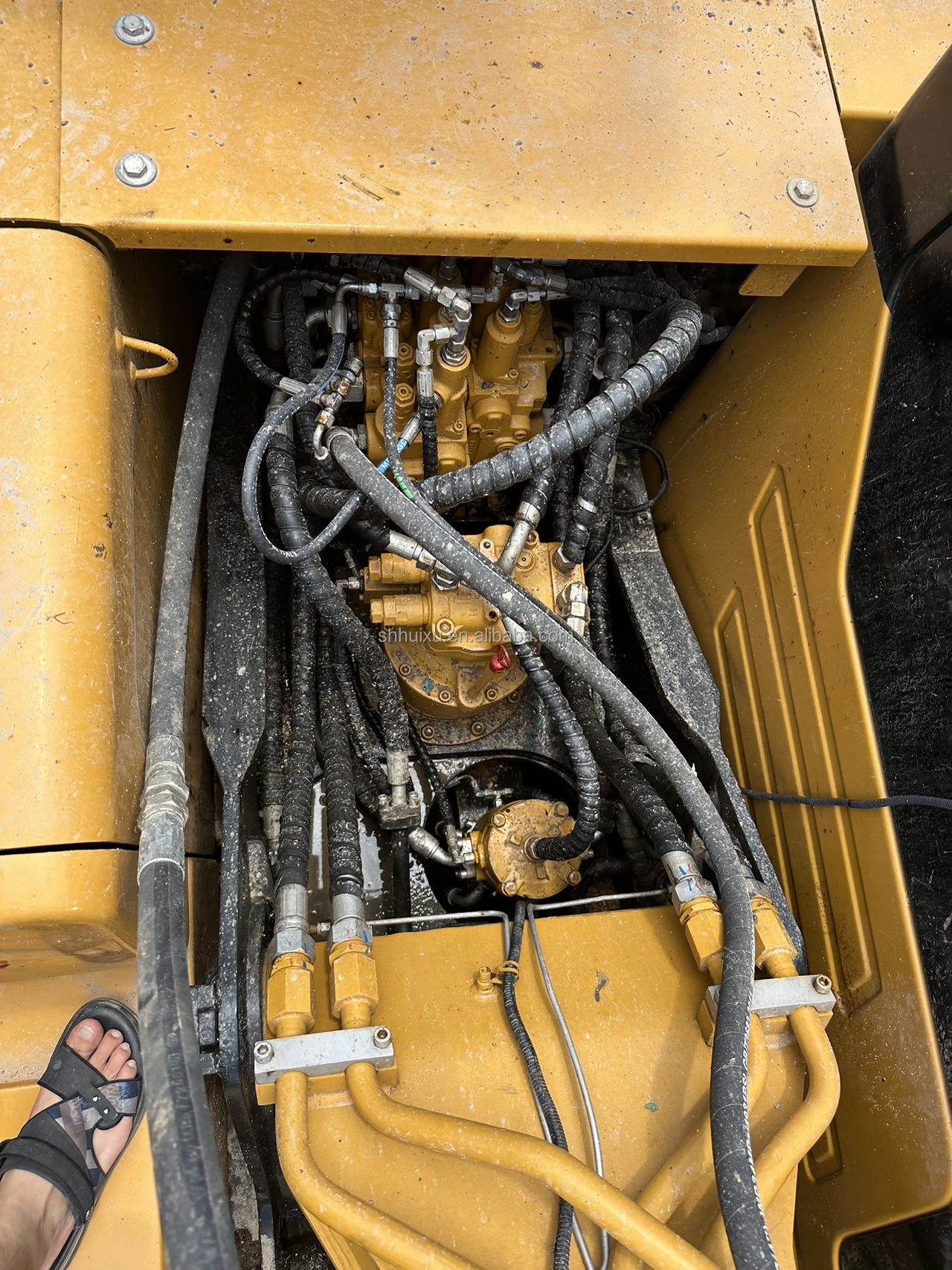 USED 13 TON EXCAVATOR SANY 135 CHINA MADE EXCAVATOR SANY ORIGINAL SANY 135 WITH CHEAP PRICE