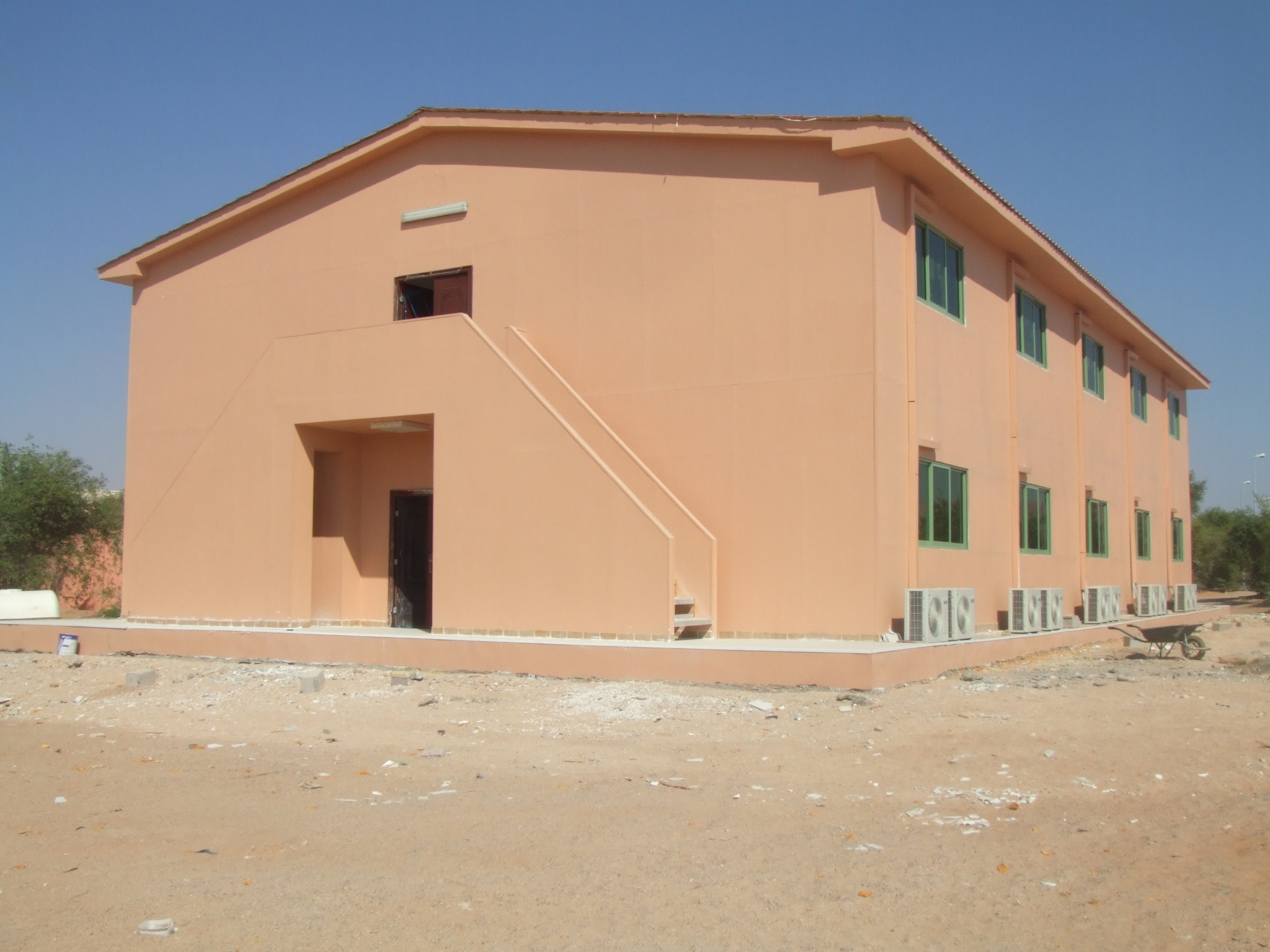 Low-Cost Prefab Commercial Buildings / Energy Saving Prefab Metal Building