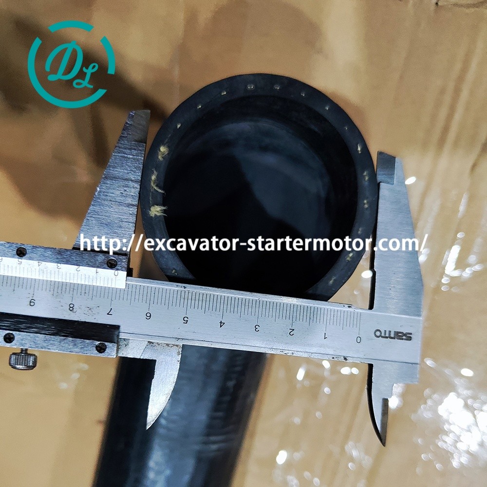 Cooling System Spare Parts Volvo 22140179 Rubber Hose TAD1641GE