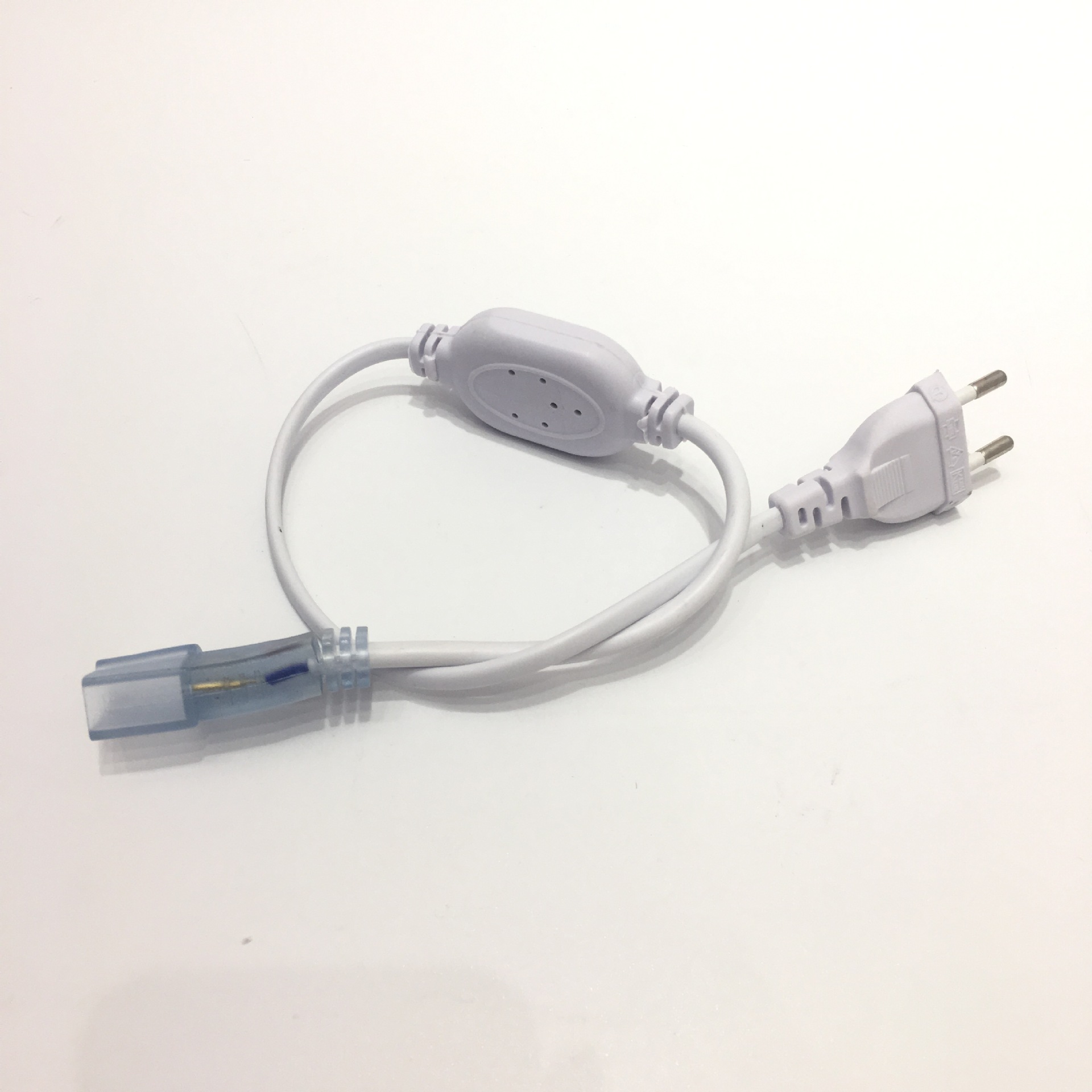 110v-220v LED Strip Light 100m/roll 50m/roll With Connector And 85 Ra Copper Material