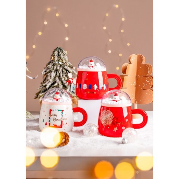 500ml 16oz BPA Free Lid Holiday Snow Globe Coffee Mug Custom Ceramic Mugs With Santa And Christmas Tree Design Comfortable Handle Microwave Safe
