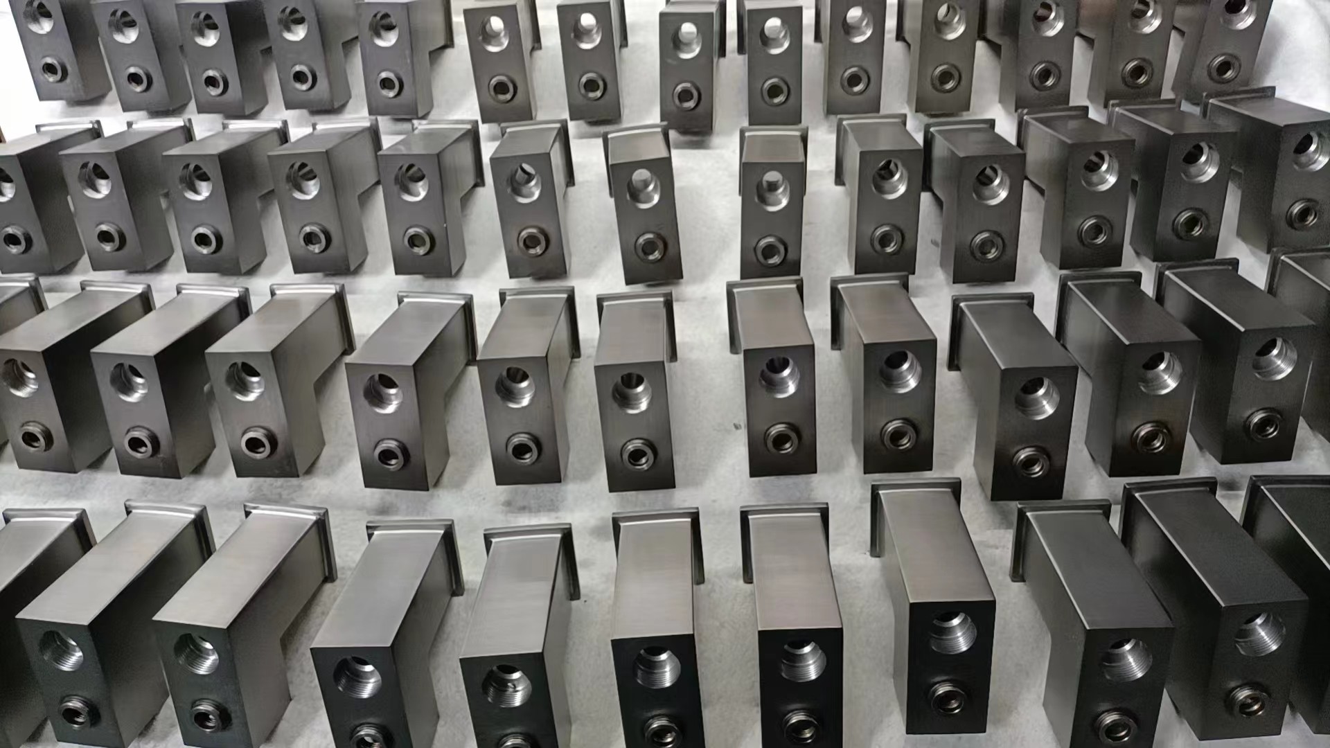 High Efficiency Stainless Steel Titanium Nitride PVD Coating Machine