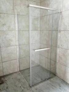 Quality Full Transparent Glass Shower Room With Hinged Door Aluminium Alloy wholesale