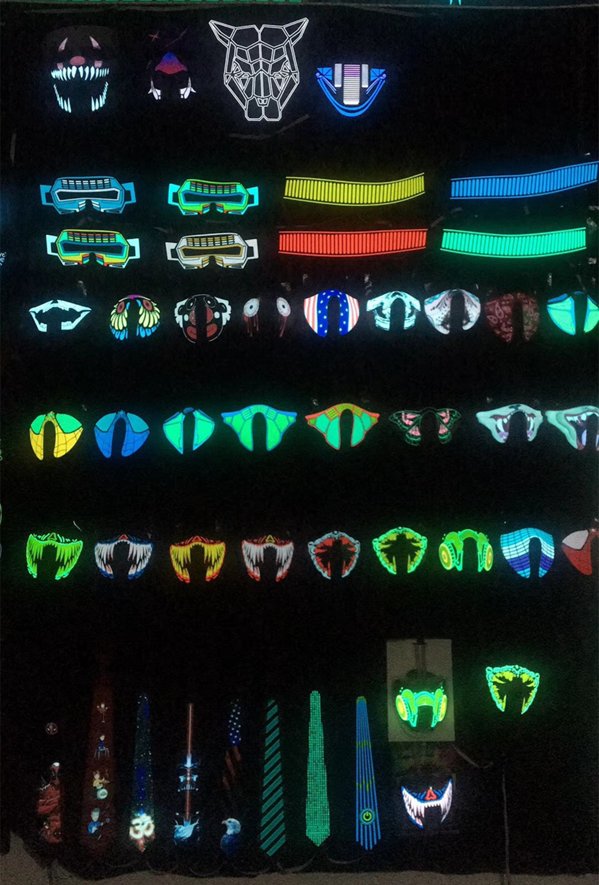 Wholesale New Hot Sale Popular Music Party Led Mask Masquerade Light Up Party High Brightness Sound-Activated El Mask