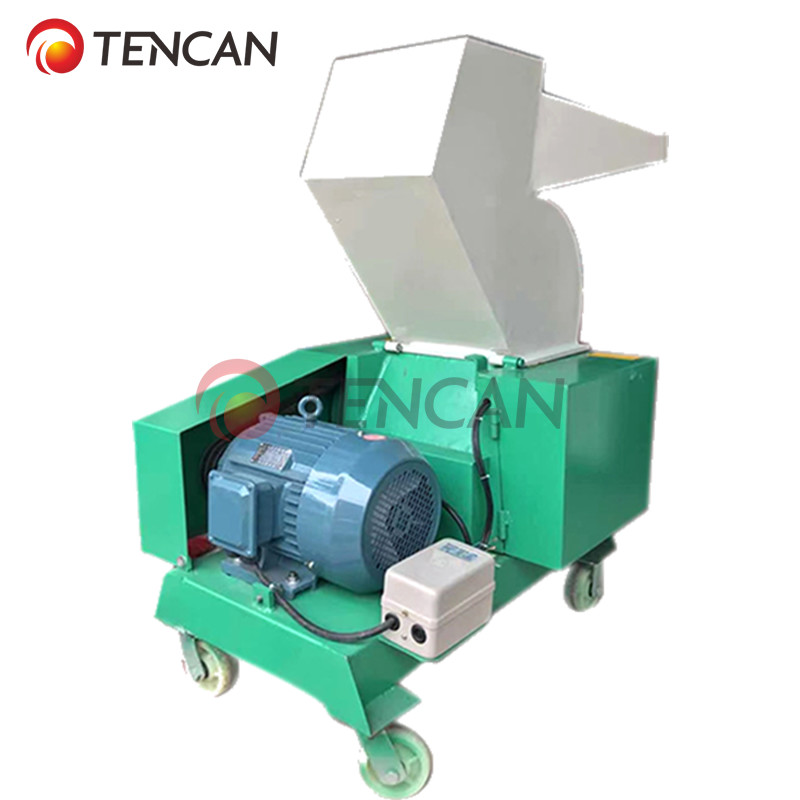 Tough Welded Steel Plastic Pulverizer Machine For Recycling Restoring Plastics