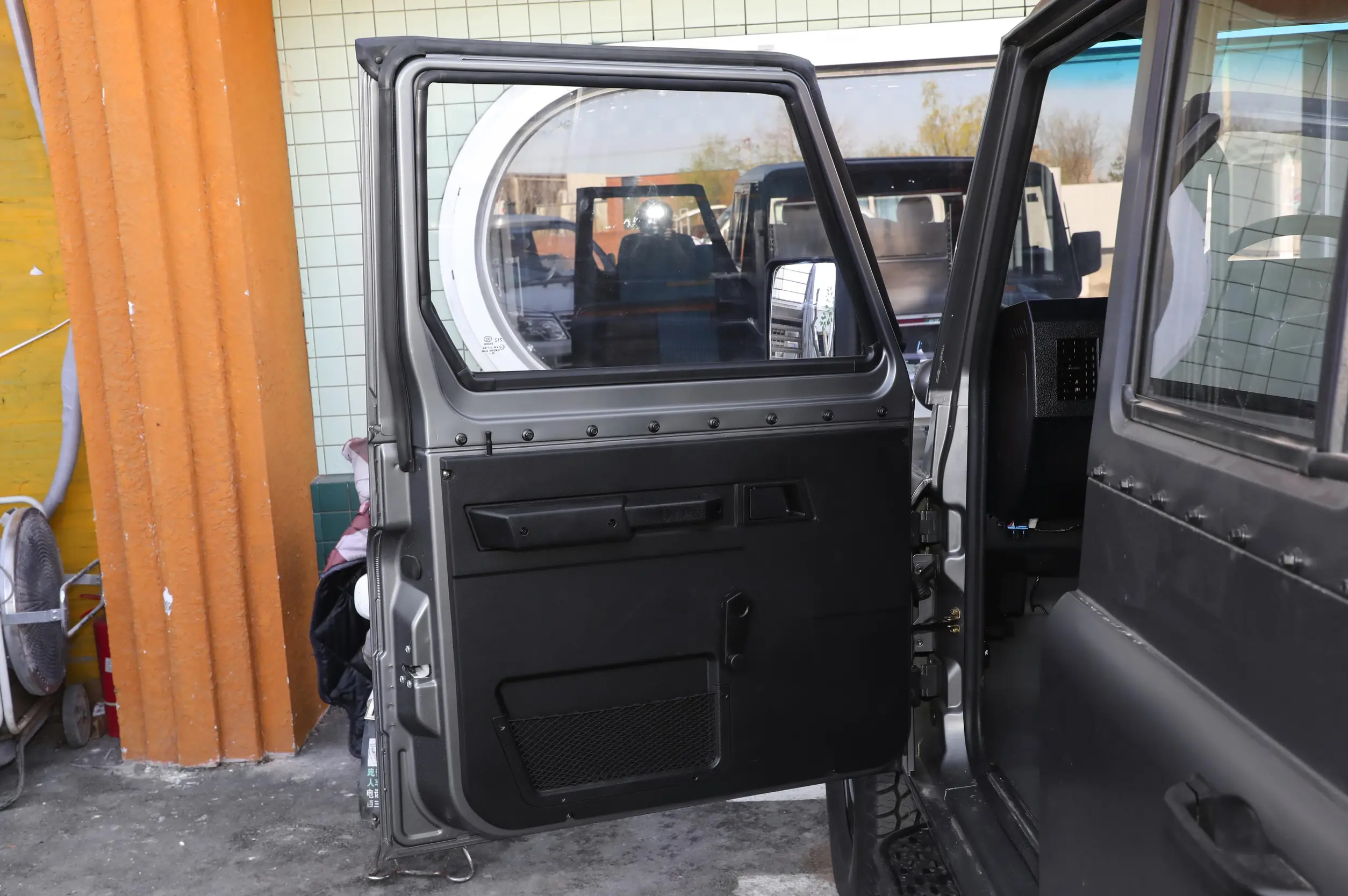 BAIC BJ 212 Small Size SUV 2.4T Maximum 211 Horsepower L 4 Gas Car With 6 Gearbox Max Speed 150KM/H Petrol Car 4WD Manual Car
