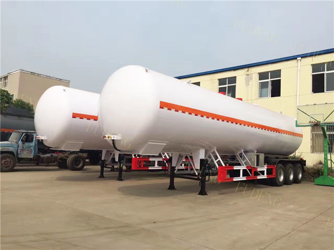 Auto Cylindrical LPG Tank Trailer With Ellipse Head 50cbm Three Axles