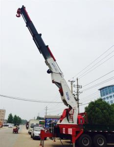 Quality SINOTRUK Truck Mounted Knuckle Boom Cranes 25 Tons wholesale