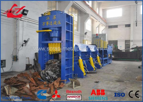 Heavy Duty Scrap Shearing Machine , Diesel Engine Power Hydraulic Shearing