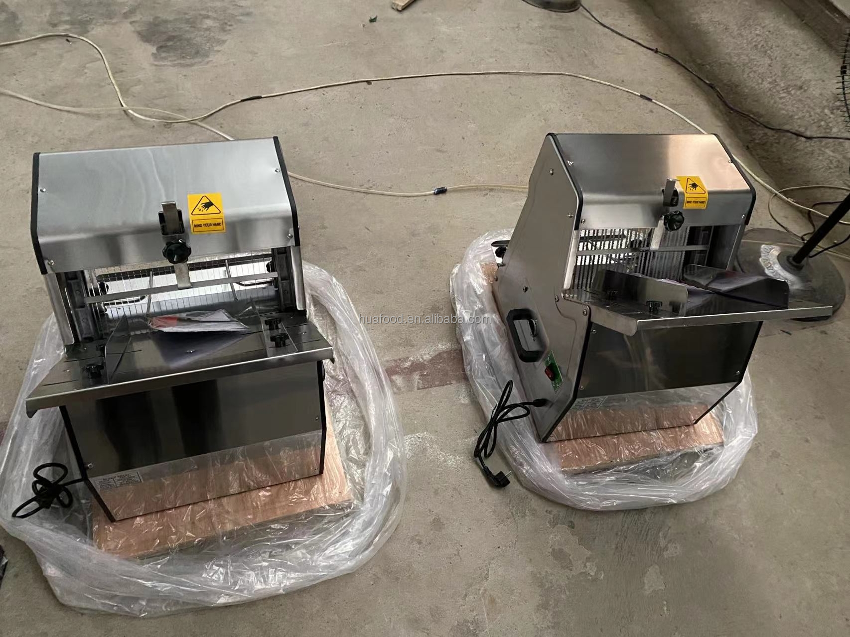 Small Bread Slicer Machine Modern Manual Bread Slicer Restaurants