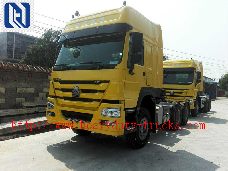 Howo7 6X4 Tractor Trailer Truck LHD 10 Wheels HW 79 High Roof Cab Two Berths 102 km / h