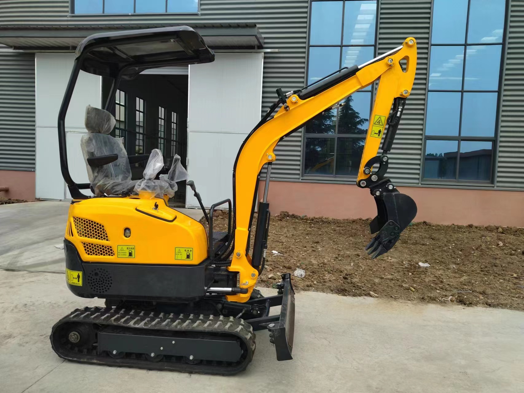 Maximum Digging Depth 2000mm Mini Excavator 3.5 Ton EPA Farm Used Crawler Digger