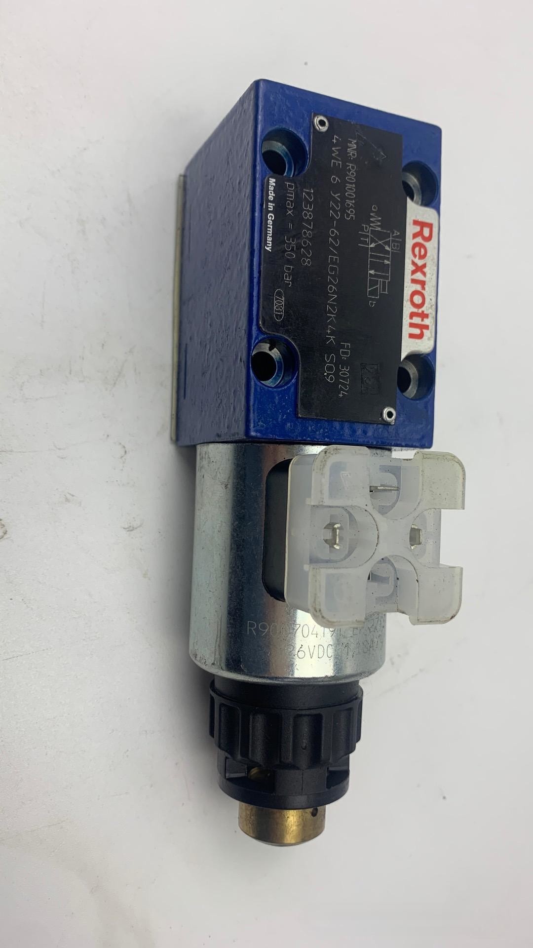 421954 NG6224VDC 4/2 Rexroth Reversing Valve Solenoid Valve Putzmeister Concrete Pump Truck Parts 100% New