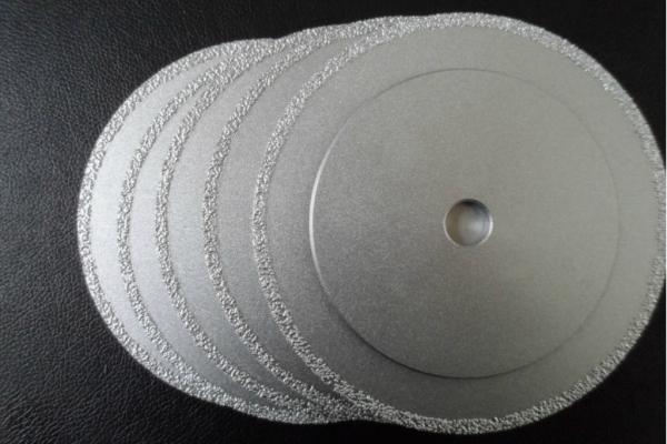 230×1.8/2.8×5×22.23mm Vacuum Brazed Diamond Saw Blade For Cutting Cast Iron