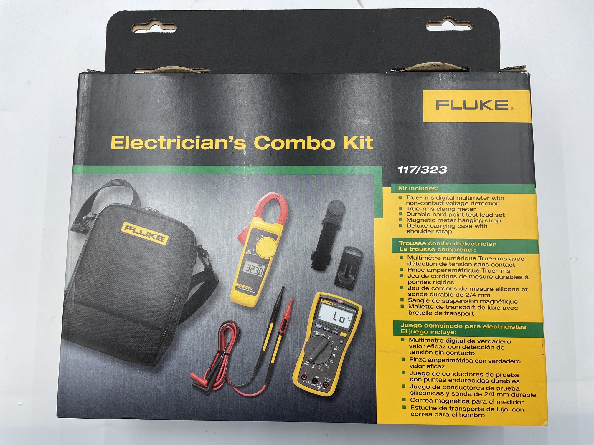 Fluke 117/323 Electricians Combo Kit, Digital Multimeter and Clamp Meter