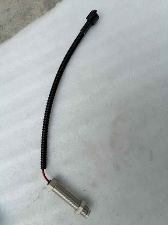 Excavator sensor speed sensor 2547-1015 25471015 For DH200-5 DH300-5