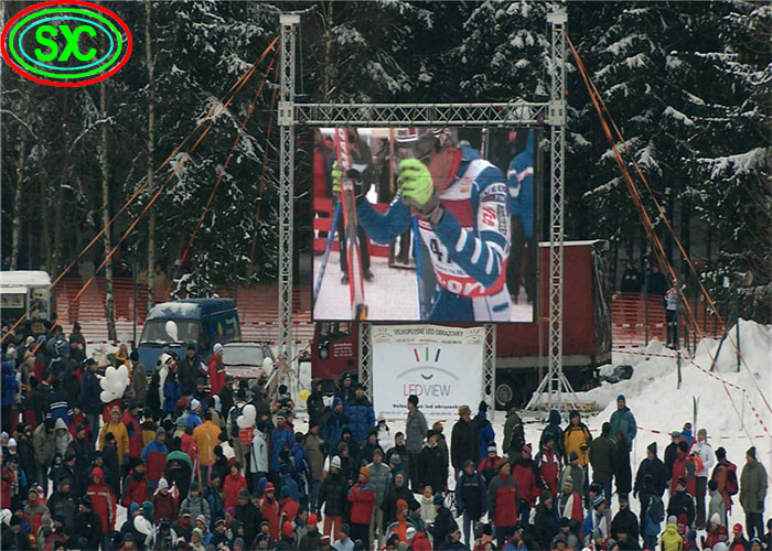 Ideal For Concerts, Backdrops, Competitions, Rental Of Suspended LED Displays