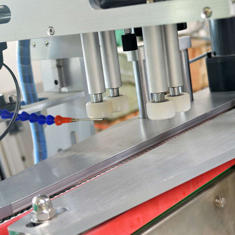 Automatic Edible Oil Bottle Filling Capping Labeling Machine for Milk Production