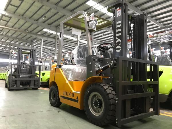 High Lift Performance 2.5T Diesel Forklift with 5000mm Lift Height and