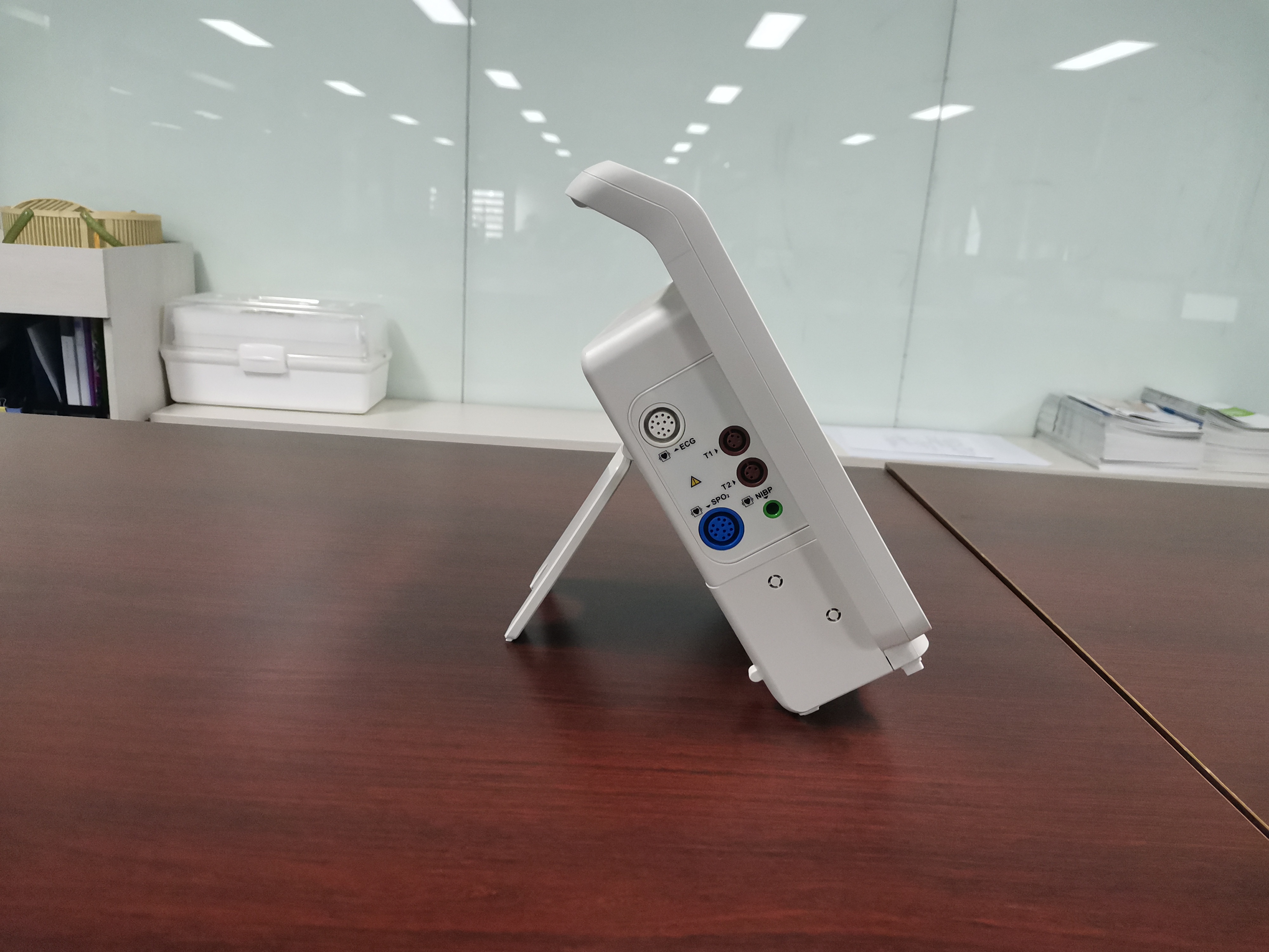 HES-5L tele medical e-health telemedicine device vital signs monitor for mobile medical use