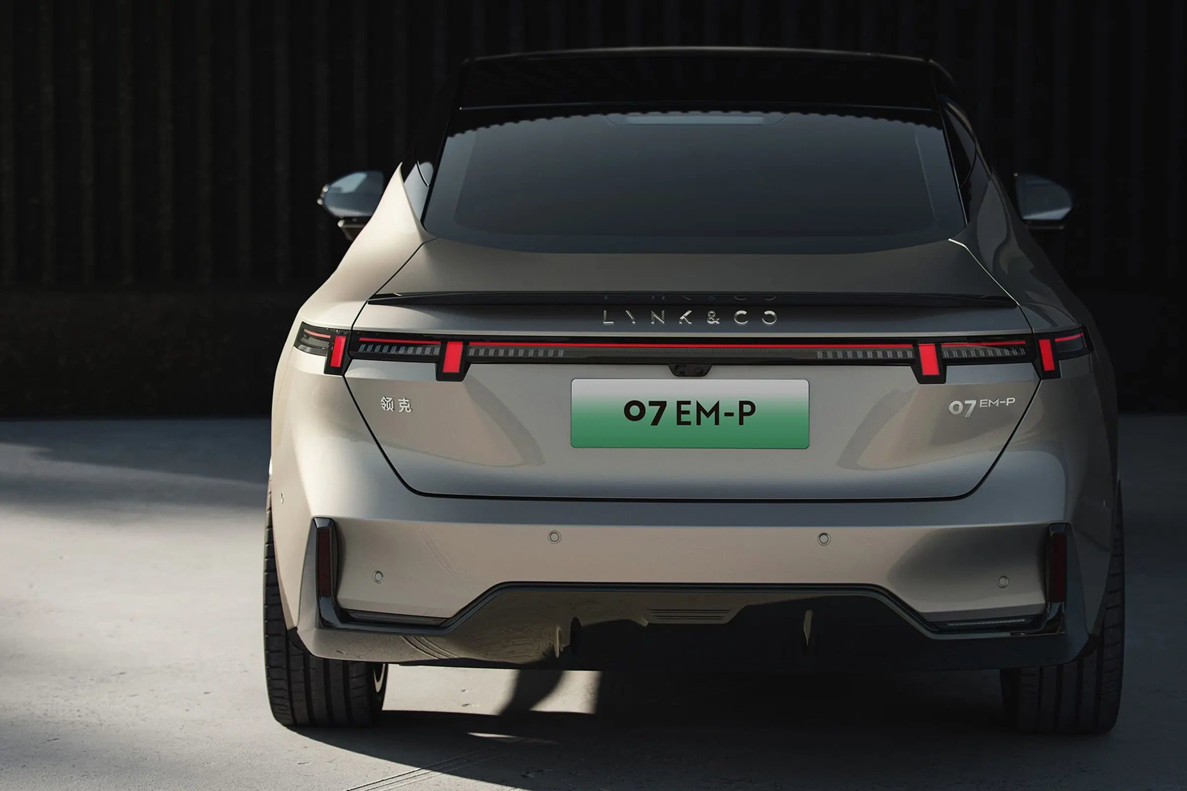 Mid Size 126km Lynk & Co Electric Car Long Battery Life Lynk Co 07 2024 Model Em-P