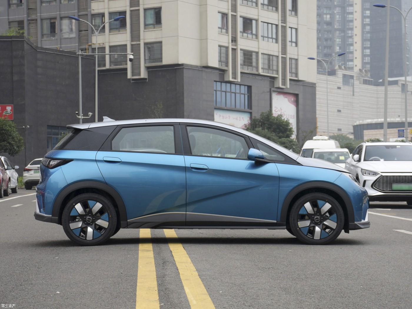 The 5 passenger hatchback electric grey BYD Dolphin with a great price is used for a high speed-up range of 405km