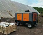 Portable diesel 185cfm mining industry air compressor with jack hammer