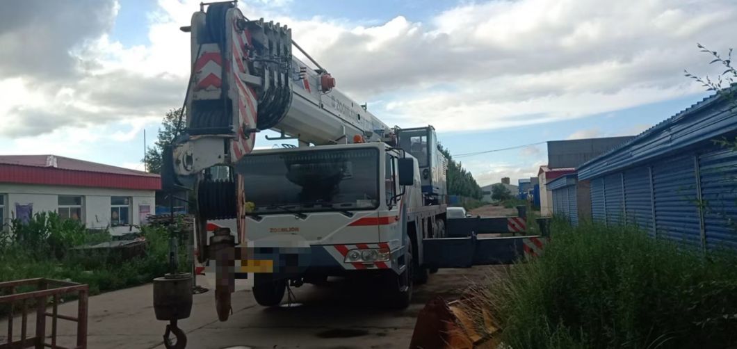 Used Heavy Equipment Mobile Crane Zoomlion 2013 Year 90ton