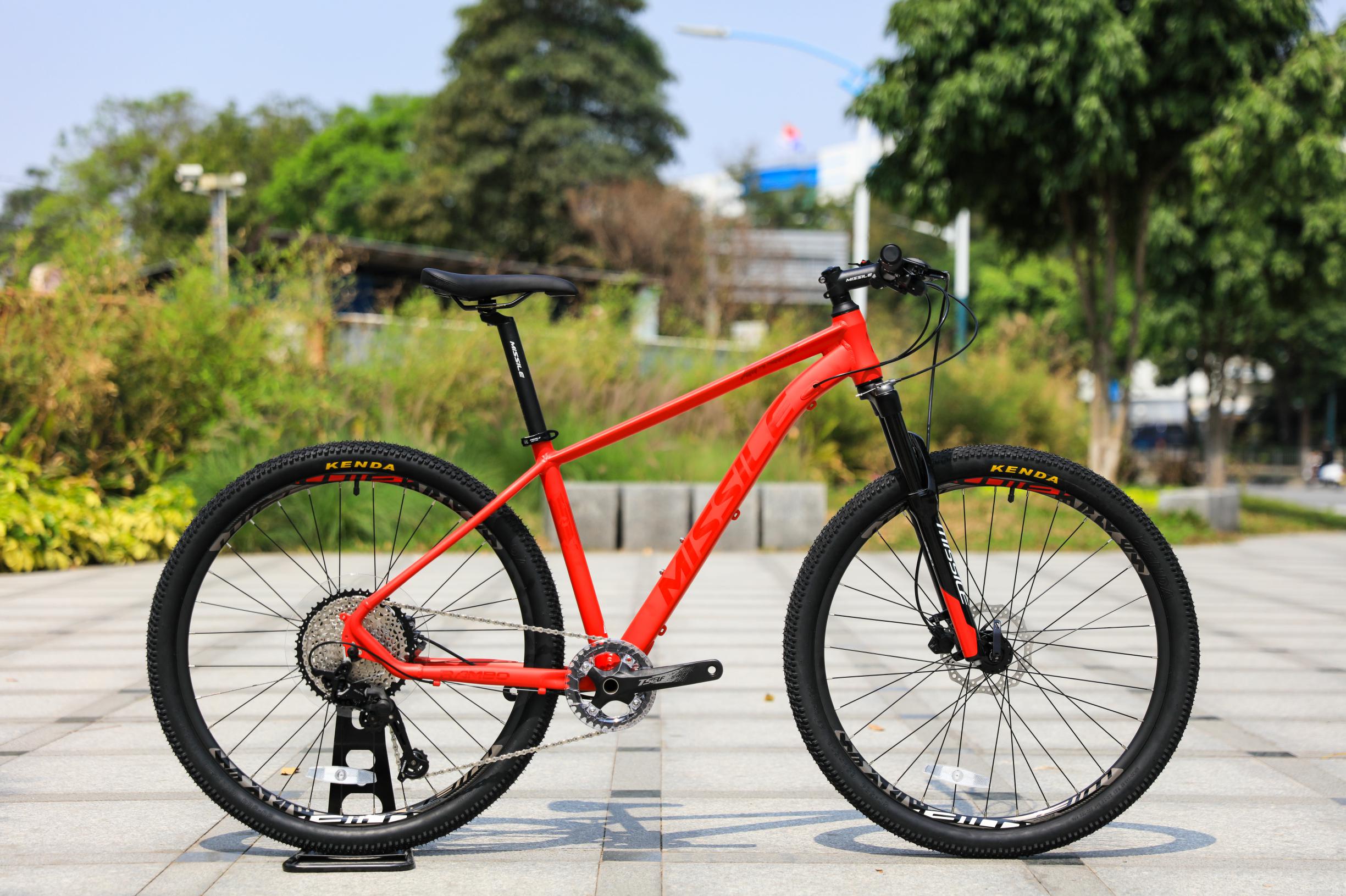 High Load Capacity 27.5 Inch Mountain Bicycle for Mountainbike Enthusiasts