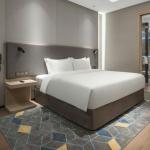 Moderate Soft Package 3 Star Resort Hotel Furniture Set Foshan with 5 Year